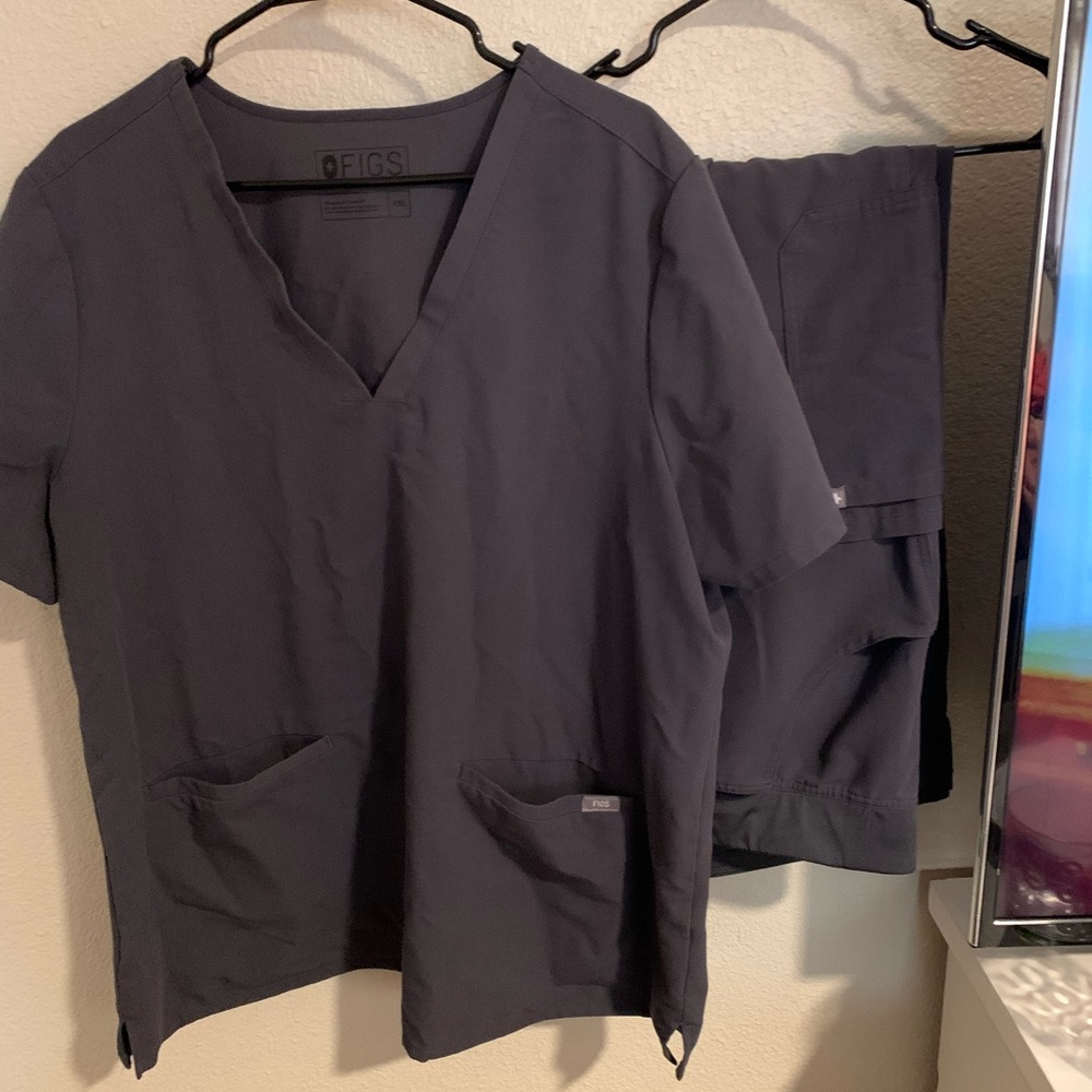 Figs XXL/ XL scrubs charcoal